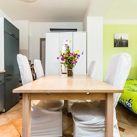 Workers Apartment Troisdorf Spich Exterior photo